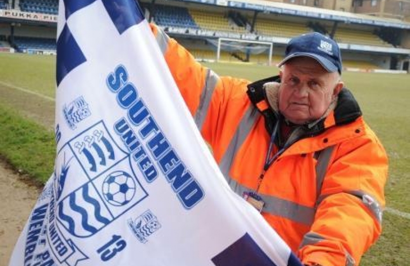 Ray Davy with Southend United Flag