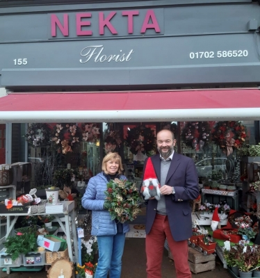 James Duddridge visits a florist